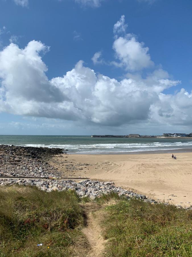 Phoenix Caravan Hire, Trecco Bay Porthcawl Exteriör bild