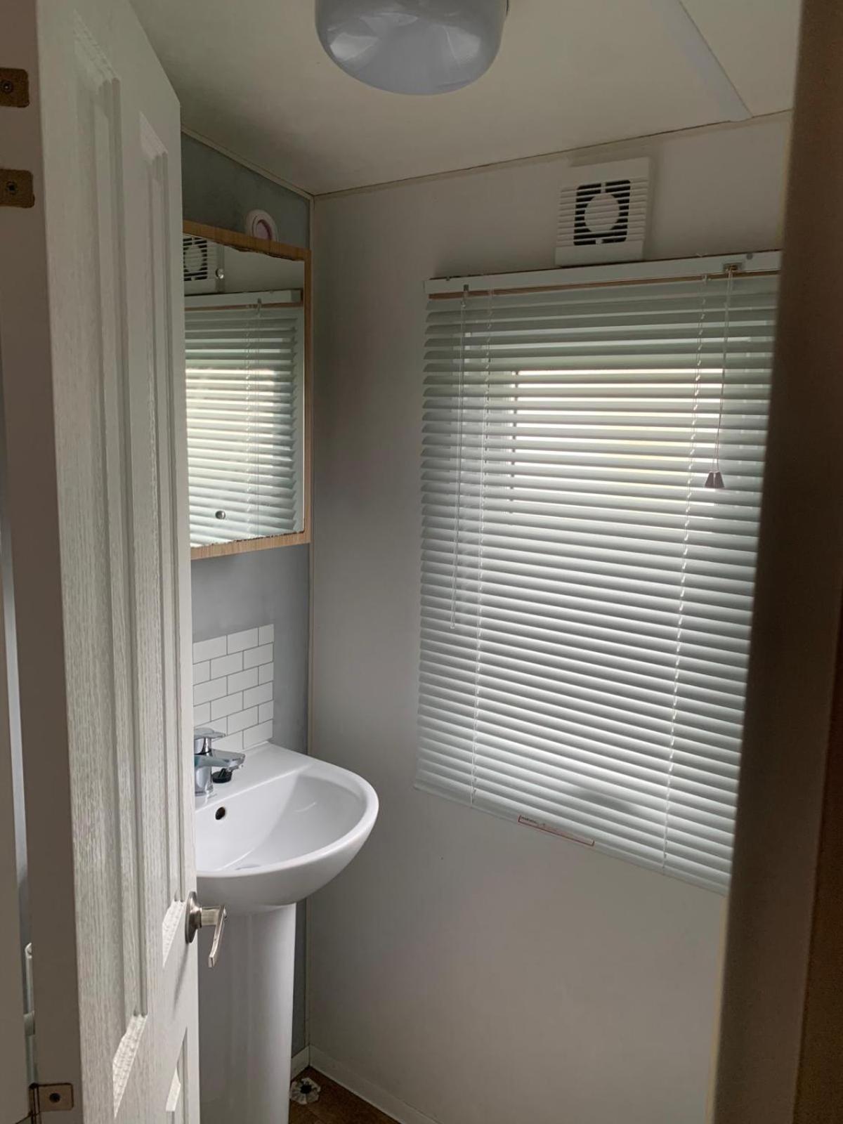 Phoenix Caravan Hire, Trecco Bay Porthcawl Exteriör bild